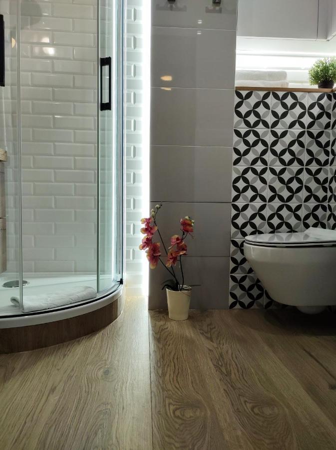 Cozy And Great Location By Cooee Apartments Warszawa Exteriör bild
