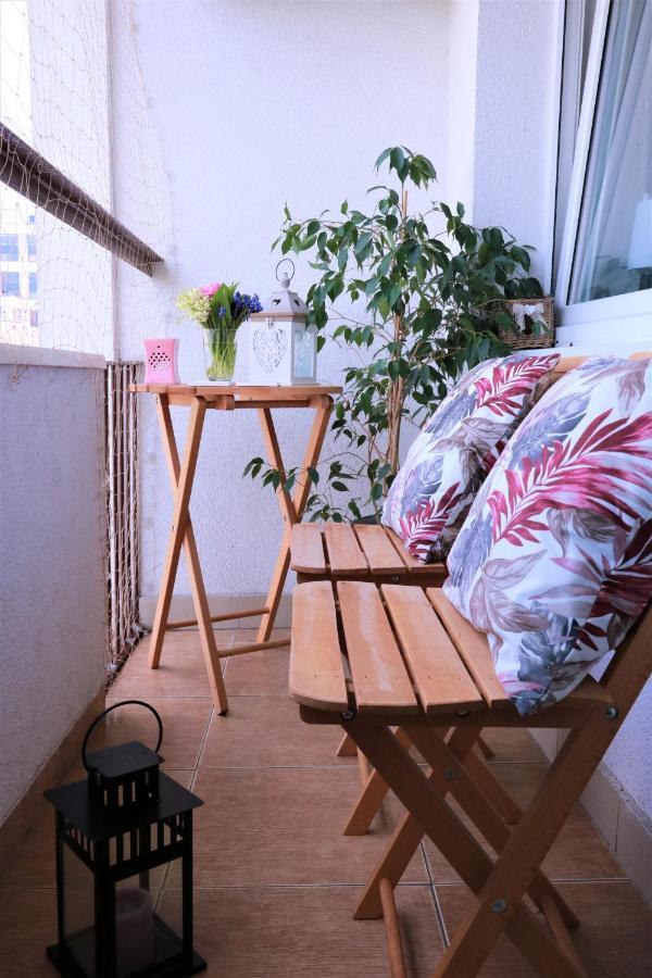Cozy And Great Location By Cooee Apartments Warszawa Exteriör bild